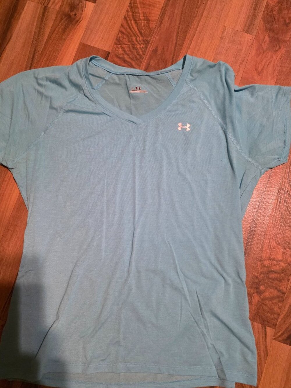 Women's Under Armour shirt